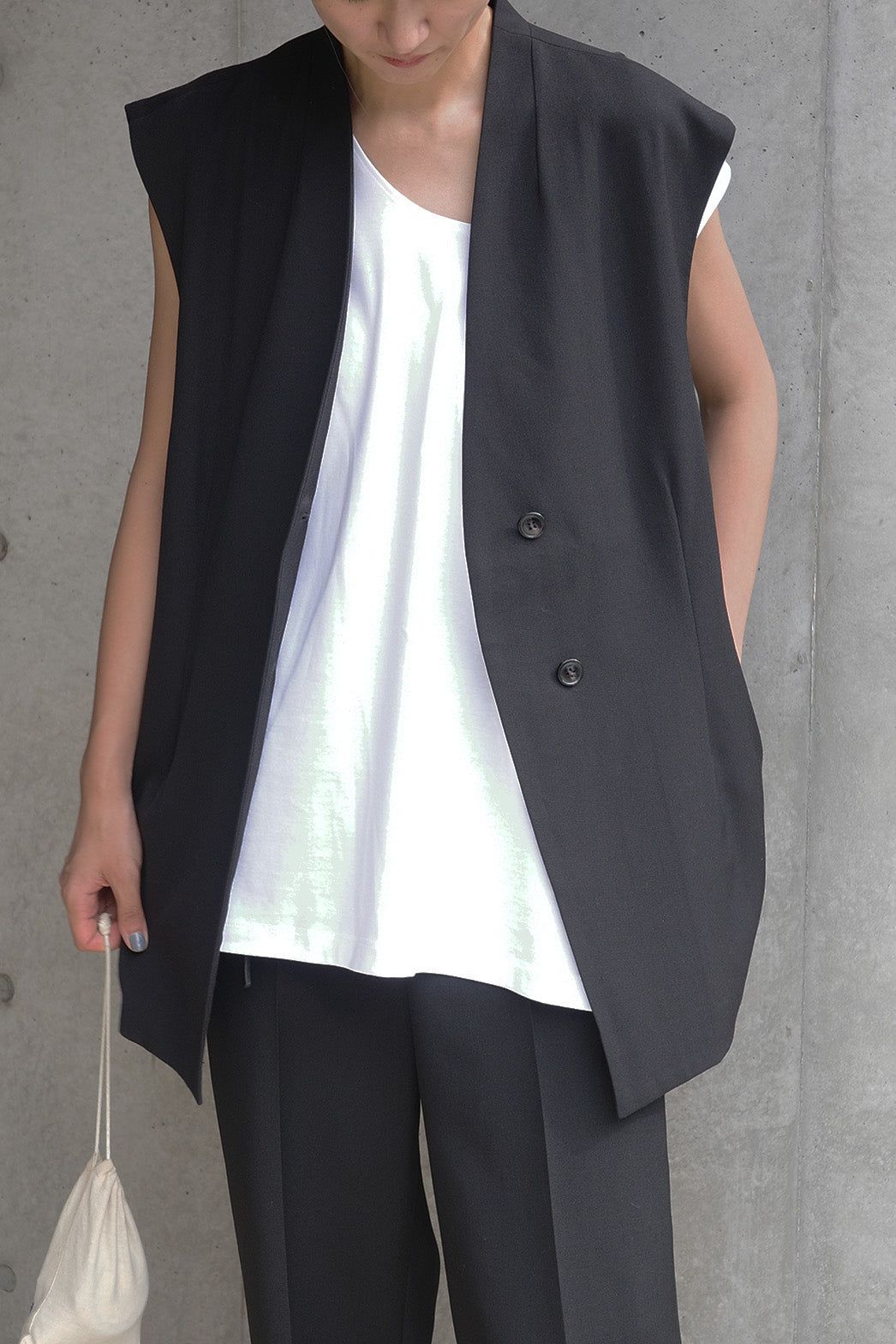 Loose nocollar gilet