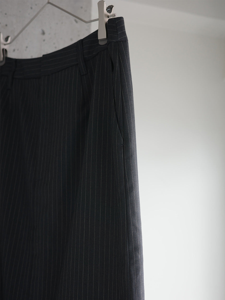 Pin stripe slitskirt